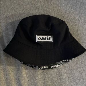 Oasis Classic Black Bucket Hat